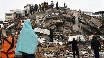 Depremde şu ana kadar hayatını kaybeden ve yaralıların sayısı açıklandı