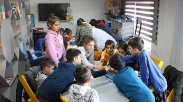 Depremzede çocuklar Çankırı'daki çocuk akademisinde moral buluyor