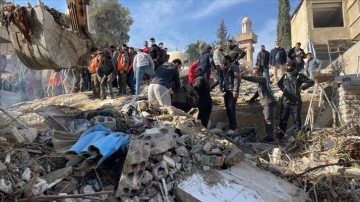 Devrim Muhafızları Ordusu, İsrail'in Şam'a saldırısında 5 mensubunun öldüğünü duyurdu