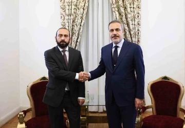 Dışişleri Bakanı Fidan, Ermenistan Dışişleri Bakanı Mirzoyan ile görüştü
