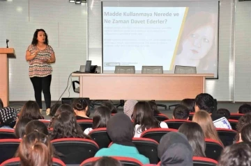 Diyarbakır’da öğrencilere madde bağımlığına yönelik koruyucu seminer
