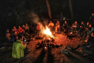 Diyarbakır’da vatandaşlar ‘Çadırını kap gel’ kampında buluştu
