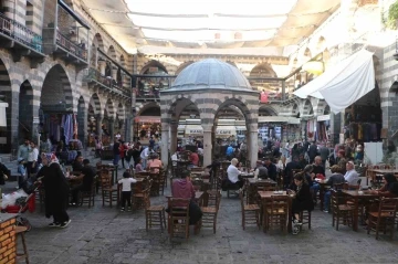 Diyarbakır’ın tarihi hanları yaklaşık 500 yıldır aralıksız ticaret merkezi olarak kullanılıyor
