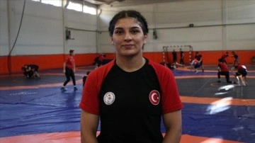 Dünya şampiyonu güreşçi Nesrin Baş: Türk kadınının gücünü göstermeye devam edeceğim