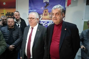 Edremit’te CHP Belediye Başkan adayını belirlemek için ön seçim yapıldı
