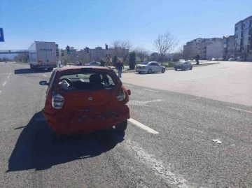 Edremit’te zincirleme trafik kazası: 1 yaralı

