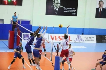 Efeler Ligi 18. Hafta Bursa Büyükşehir Belediyespor 0 -Develi Belediyespor 3