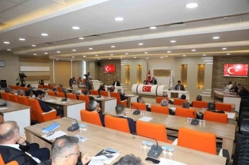 Elazığ Belediyesi Meclis toplantısında komisyon üye seçimi yapıldı
