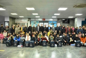 Elazığ’da 51 sporcu ve 9 antrenöre spor malzemesi dağıtıldı
