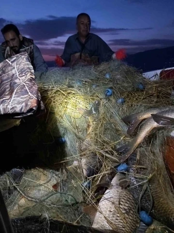 Elazığ’da kaçak avcılık denetimi: 4 bin metre ağ ele geçirildi
