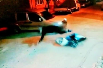 Elektrikli bisikletli Muhammed'in yaralandığı kaza kamerada