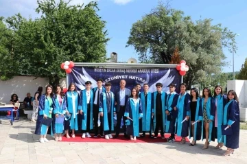 Ermaş Anadolu Lisesi’nde mezuniyet sevinci
