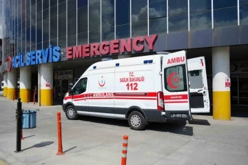 Erzincan’da 2 ayrı trafik kazasında 7 kişi yaralandı
