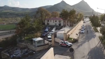 Erzincan’da kaçakçılık operasyonu: 5 gözaltı
