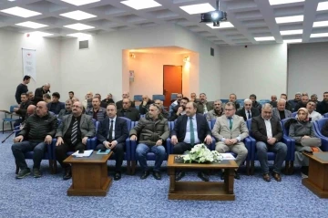 Erzincan’da kuru fasulye sektörünün yol haritasının belirlenmesi için istişare toplantısı düzenlendi

