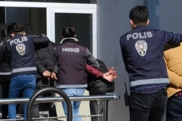 Erzincan’da toplam 29 yıl hapis cezası bulunan 14 kişi yakalandı
