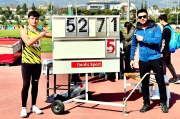 Erzincanlı sporcu ‘Cirit Atma’da Türkiye şampiyonu oldu
