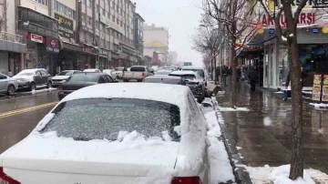 Erzurum’da Mart kar’ı etkili oluyor
