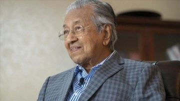 Eski Malezya Başbakanı Muhammed: Barış ve istikrara inanan her ülke, D-8'e katkıda bulunmalı
