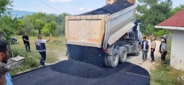 Eskipazar’da köy yolları asfaltlanıyor
