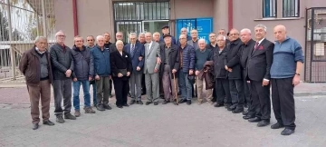 Eskişehir’de emekli öğretmenler 48 yıl sonra buluştu
