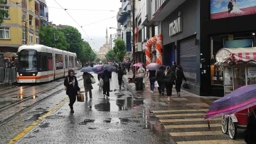 Eskişehir’de hava sıcaklıklarının 4 ila 7 derece azalması bekleniyor
