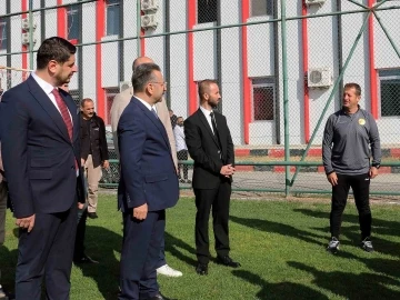Eskişehir Valisi Hüseyin Aksoy’dan Eskişehirspor’a ziyaret
