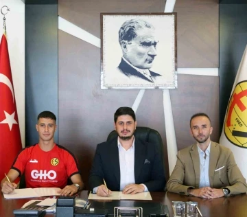 Eskişehirspor’a Galatasaray’dan orta saha transferi
