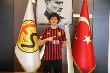 Eskişehirspor’a genç oyuncudan kötü haber

