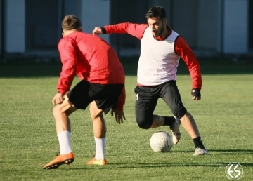 Eskişehirspor’da Gölbaşı Belediyespor maçı hazırlıkları sürüyor
