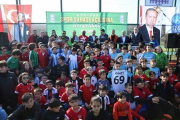 Eyüpsultan’da yapımı tamamlanan ‘Göktürk Spor Sahası ve tesisleri’ futbol tutkunlarıyla buluştu

