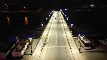 Fatsa OSB Köprüsü, aydınlatmasıyla görsel bir güzelliğe kavuştu
