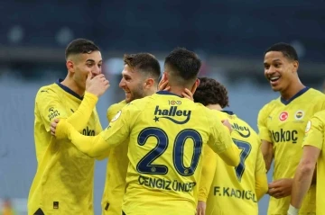 Fenerbahçe, bu sezon 3. kez 5 golle kazandı
