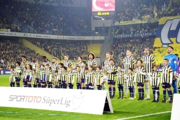 Fenerbahçe, tek değişiklikle Galatasaray karşısında