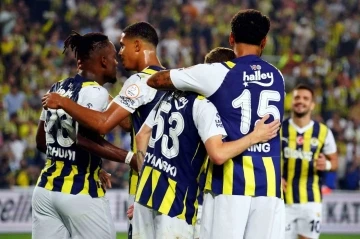 Fenerbahçe galibiyet serisini 13 maça çıkardı
