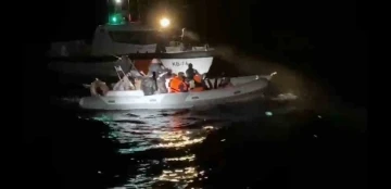  1 göçmen kaçakçısı ve 19 düzensiz göçmen yakalandı