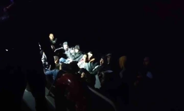 Fethiye’de 20 düzensiz göçmen kurtarıldı