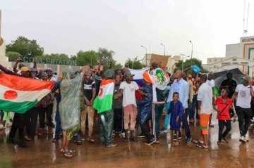 Fransa’dan Nijer’deki büyükelçilik protestosuna kınama
