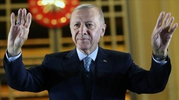 Galatasaray, Fenerbahçe ve Beşiktaş kulüpleri, Cumhurbaşkanı Erdoğan'ı kutladı