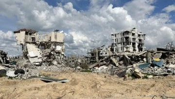 Gazze’de havadan yardımlar sivillerin üzerine düştü: 5 ölü