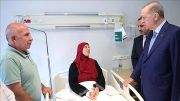 Gazze'den getirilen hastalar kendilerini ziyaret eden Cumhurbaşkanı Erdoğan'a teşekkürleri