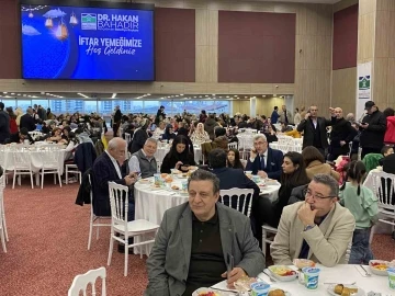Gençlik ve Spor Bakanı Bak, Bahçelievler’de iftar programına katıldı
