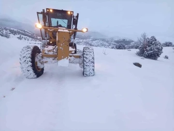 Giresun’un yüksek kesimlerde 61 köy yolu kar nedeniyle ulaşıma kapandı

