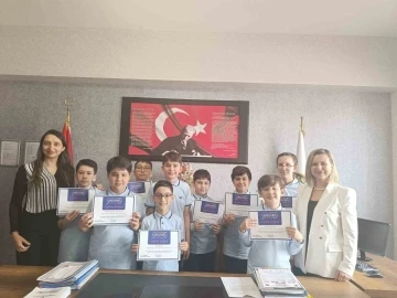 GKV Ortaokulu Zeka Oyunları Şampiyonasında Türkiye finallerinde
