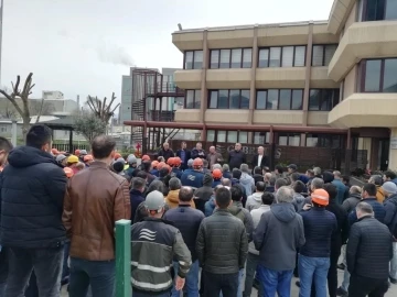 Gübretaş’ta işçiler  sloganlarla yönetim binasına yürüdü