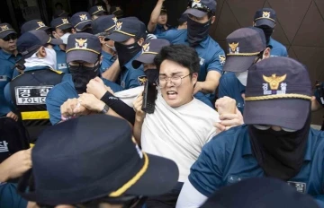 Güney Kore’de &quot;Fukuşima&quot; protestosu: 16 kişi gözaltına alındı
