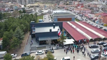 Halit Özkaya Kütüphanesi bir haftada 7 bin kişiyi ağırladı
