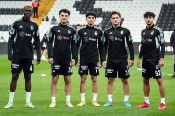 Beşiktaş hazırlık maçında farklı kazandı