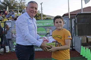 Honaz’da yaz futbol okulu açıldı
