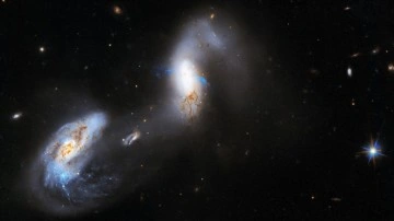 Hubble Uzay Teleskobu, "olağanüstü parlak" galaksiler görüntüledi